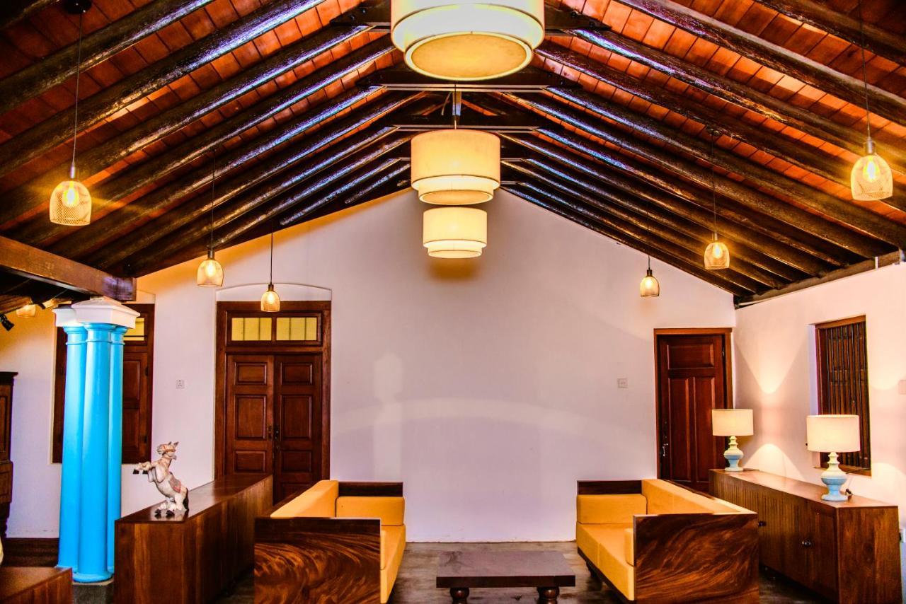 Hotel Thambu Illam Dżafna Zewnętrze zdjęcie