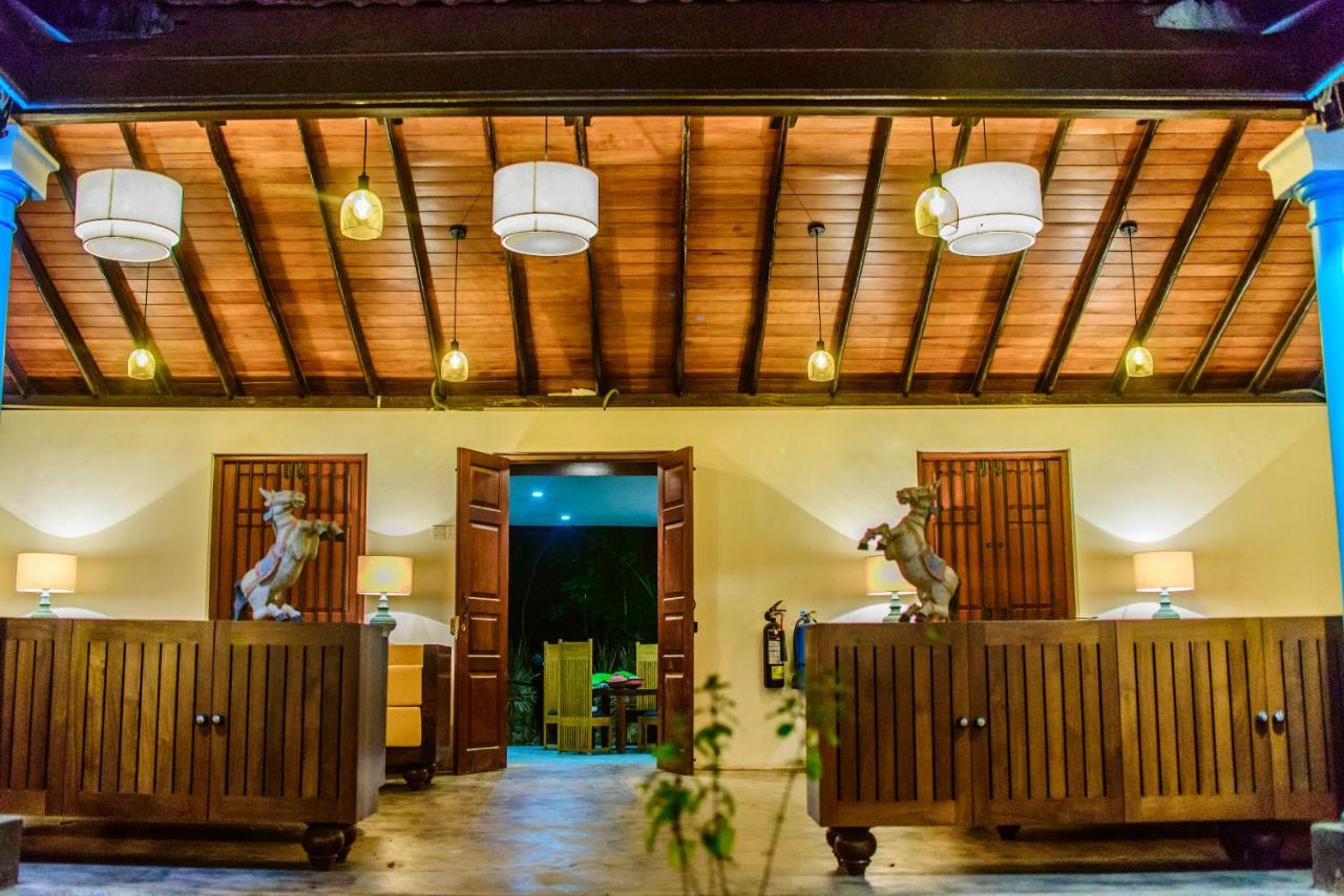 Hotel Thambu Illam Dżafna Zewnętrze zdjęcie