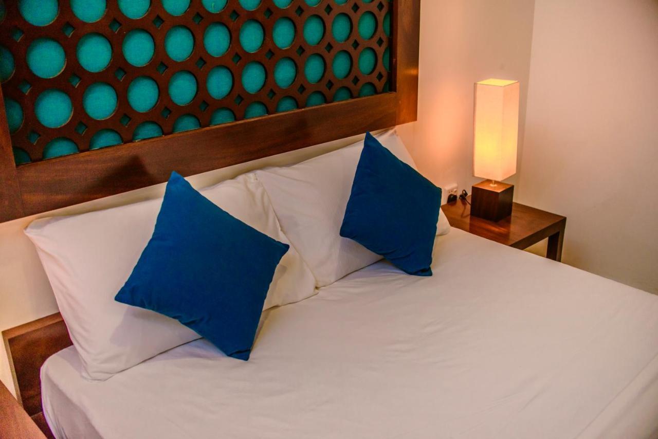 Hotel Thambu Illam Dżafna Zewnętrze zdjęcie