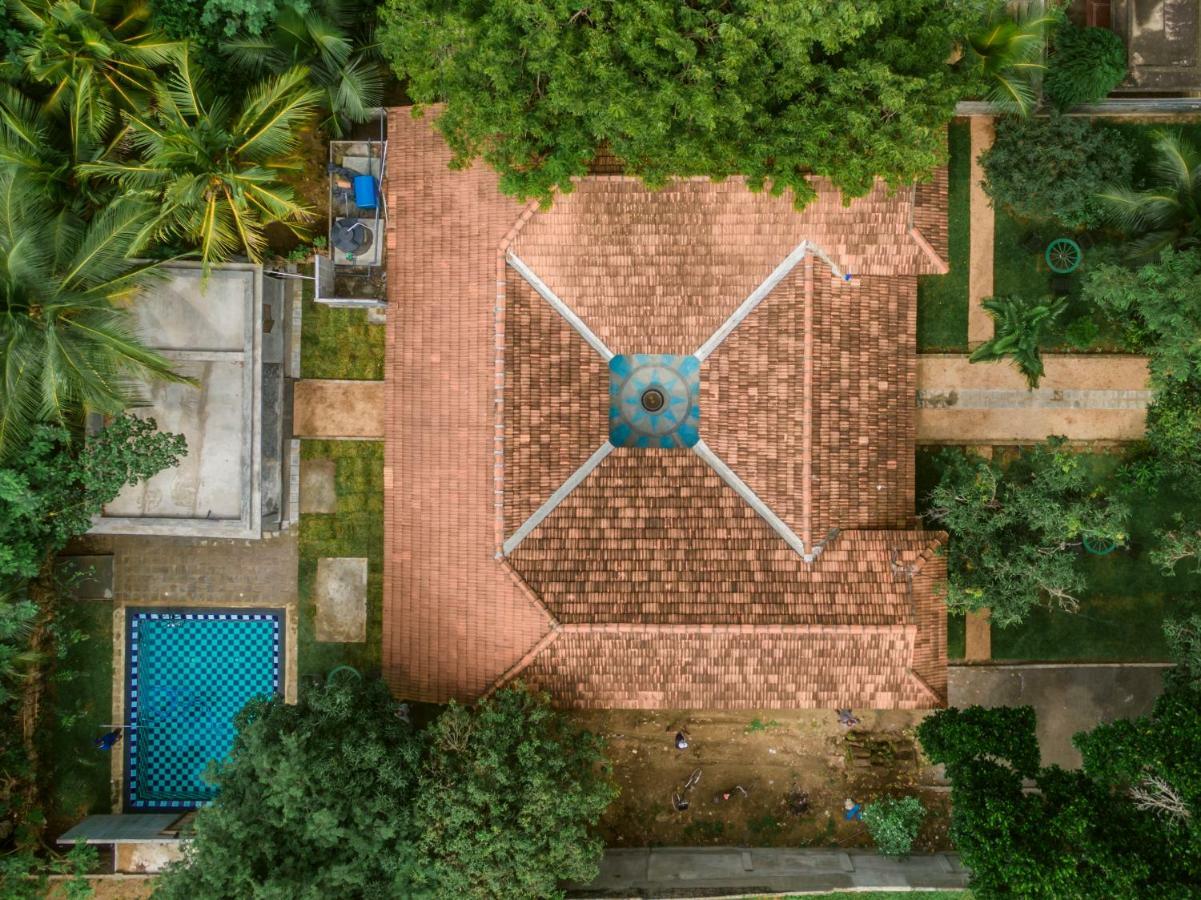 Hotel Thambu Illam Dżafna Zewnętrze zdjęcie